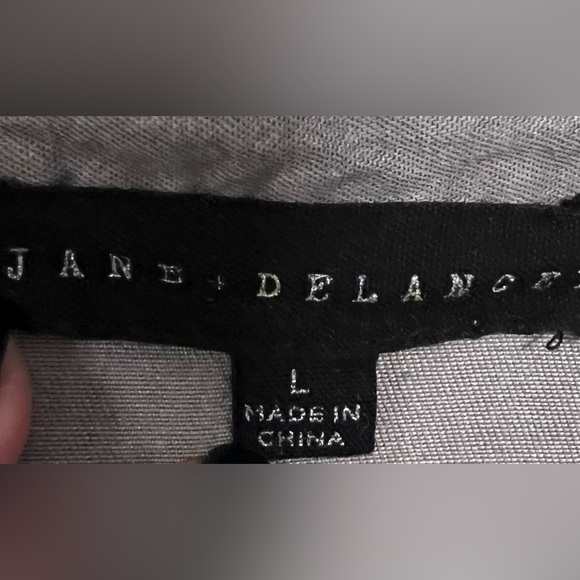 Jane and Delancey Gray Shirt - Picture 3 of 5